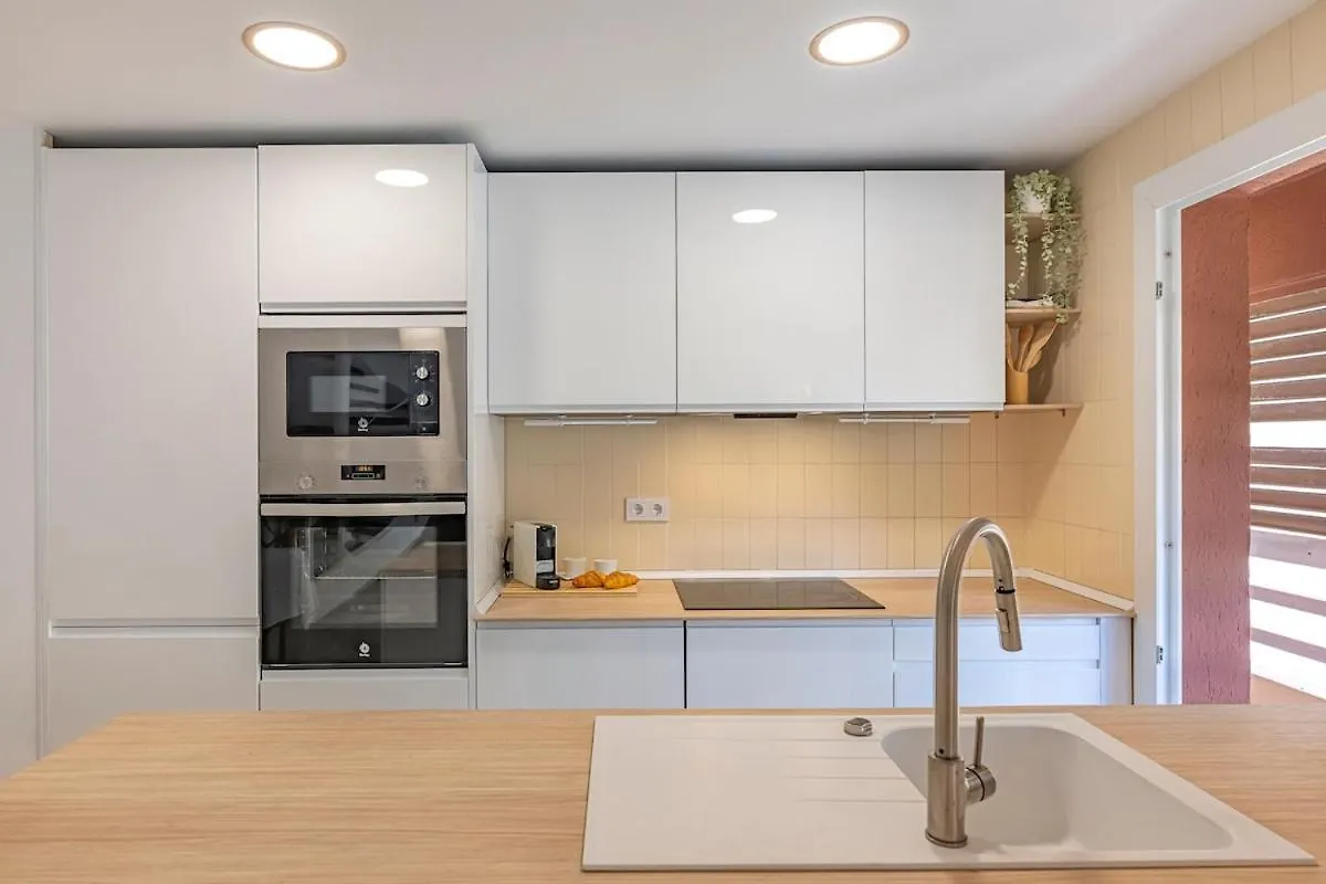 アパート マルベーリャWonderful Flat With Privateterrace And Poolアパートメント